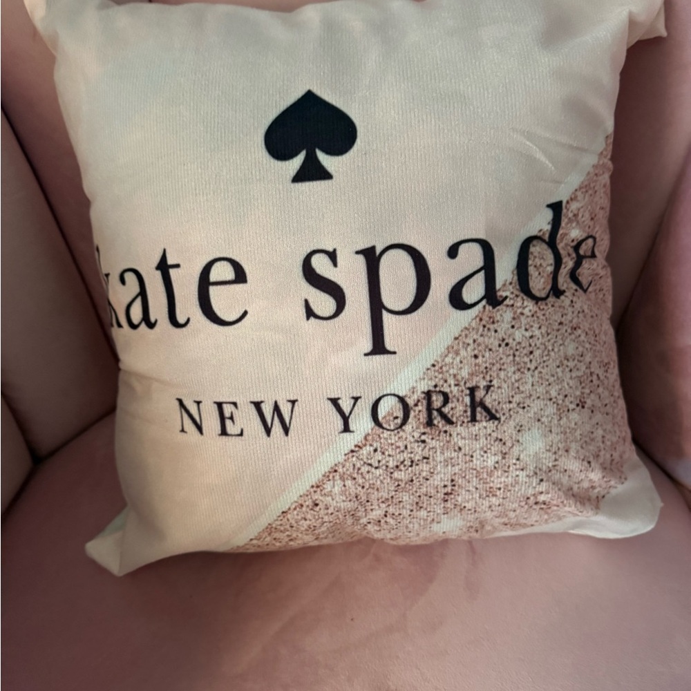 Kate Spade Blush Pink Soft Accent Pillow 40cm x 40cm NEW Pillow Included - Picture 4 of 14